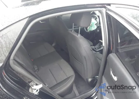 2022 Kia Rio S из США, поврежденный, VIN 3KPA24AD7NE500629